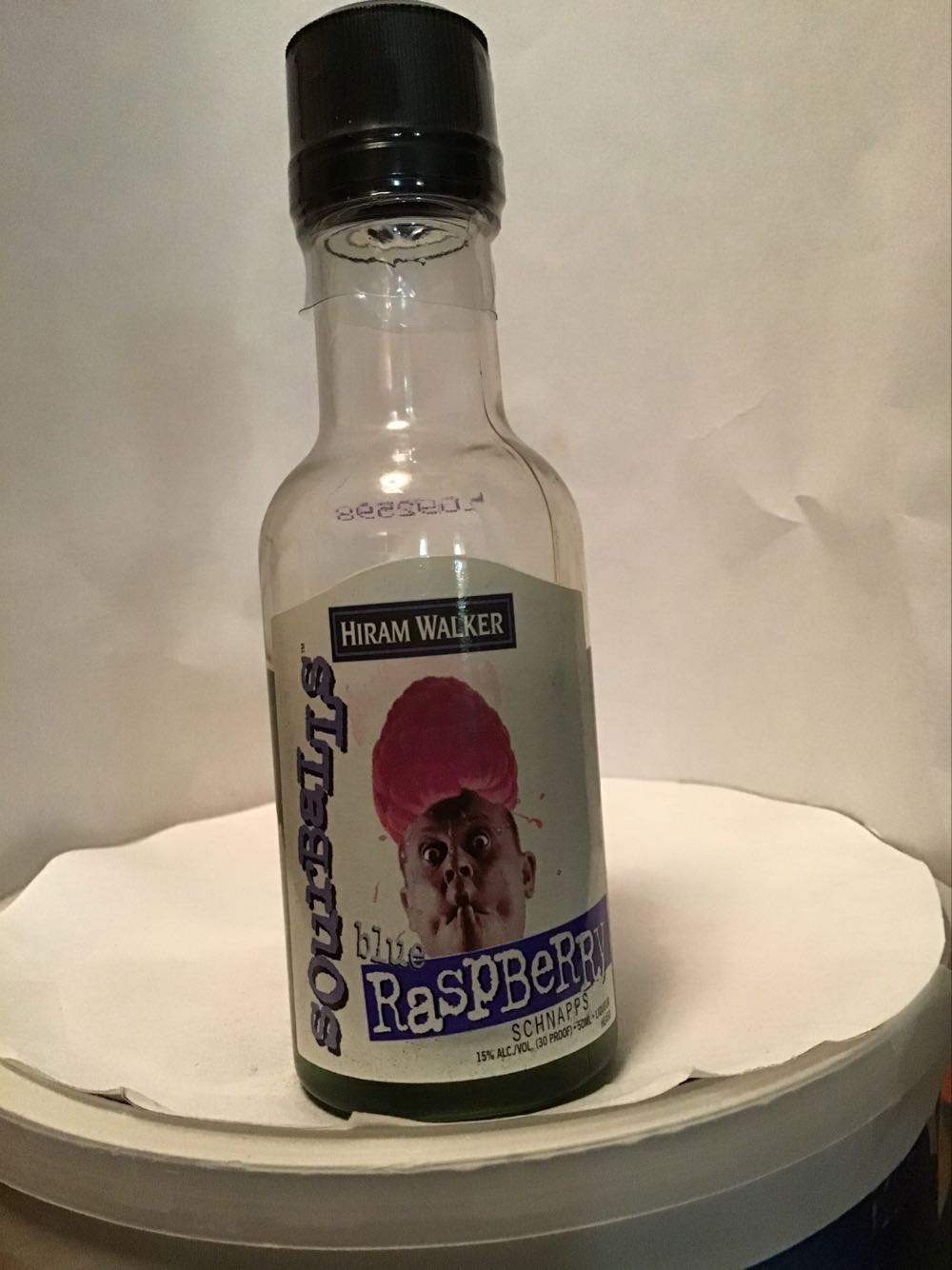 Hiram Walker Lemon Sourballs & Licorice & Blue Raspberry Sourballs & Amaretto - Hiram Walker & Sons (50 mL) alcohol collectible - Main Image 3