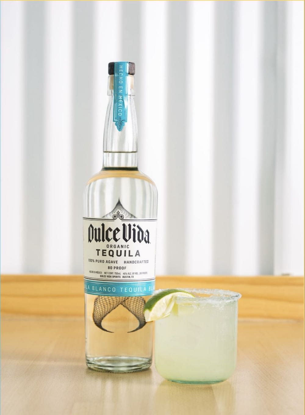 Dulce Vida Blanco Tequila Organic - Grupo Industrial Tequilero de Los Altos de Jalisco, S.A. de C.V.  Jalisco (Los Altos Southern) (750 mL) alcohol collectible [Barcode 898432002095] - Main Image 3