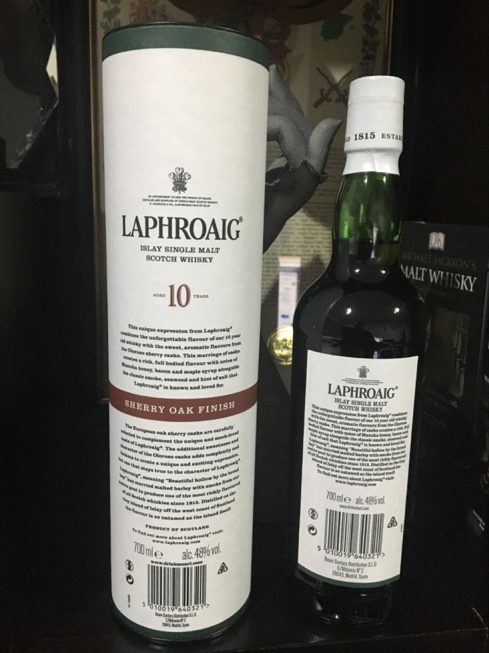 Laphroaig 10 Years Sherry Oak Finish - Laphroaig Distillery (700 mL) alcohol collectible [Barcode 5010019640321] - Main Image 3