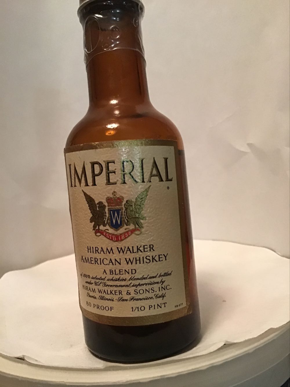 Imperial - Hiram Walker & Sons (1.10 FL OZ) alcohol collectible - Main Image 2