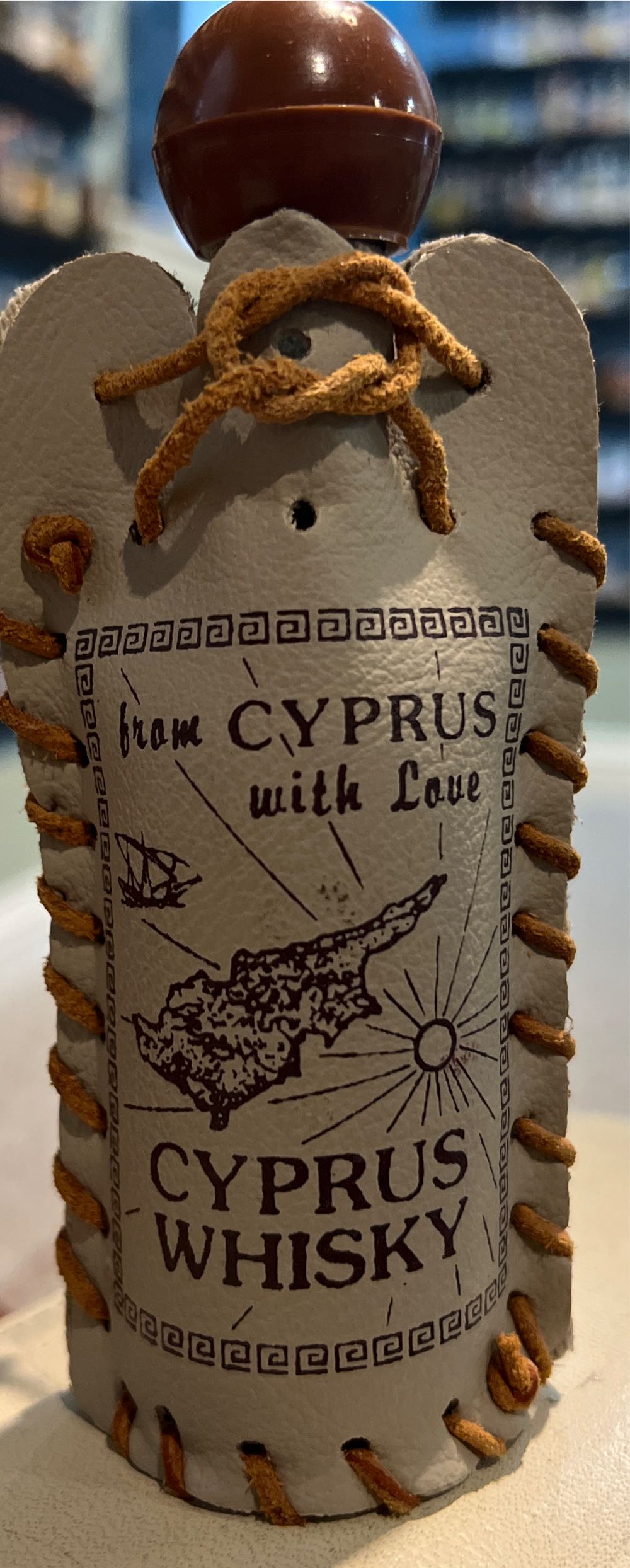 Old Oak Whiskey  alcohol collectible - Main Image 2