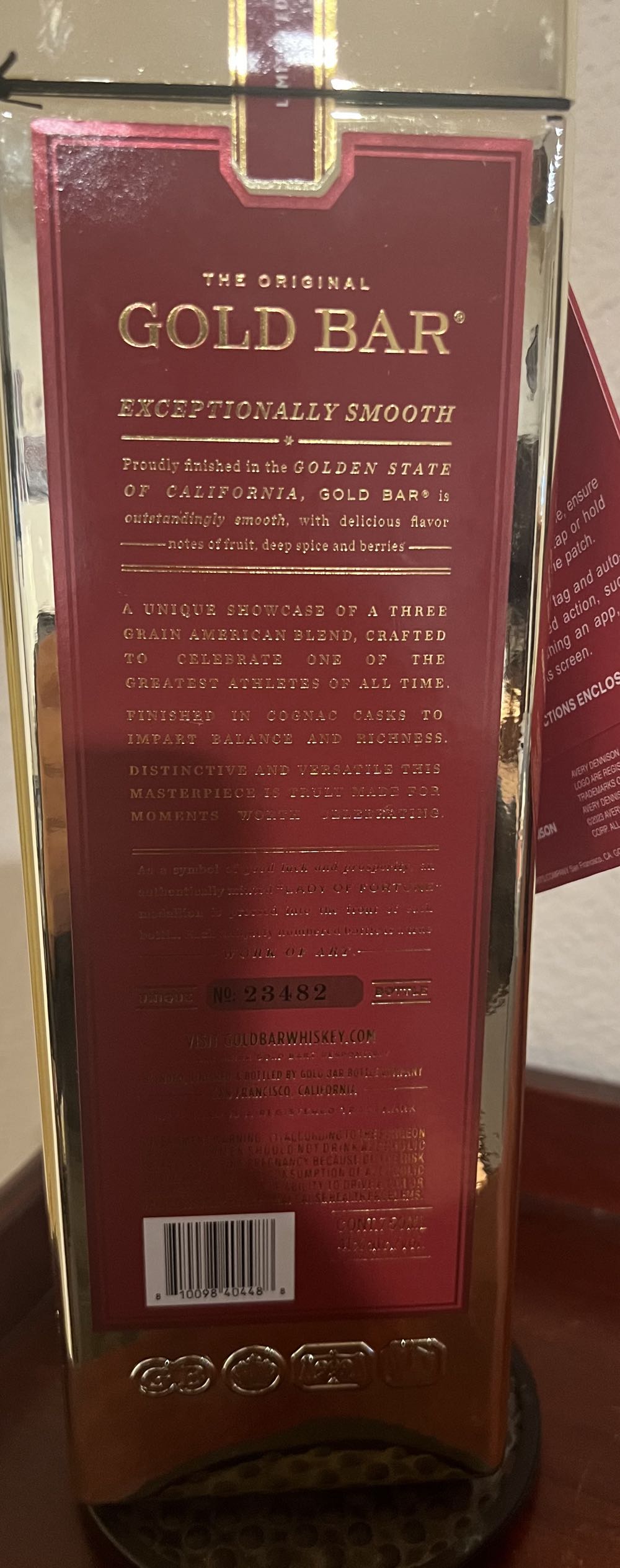 Gold Bar - Joe Montana Limited Edition - Gold Bar Bottle Co (750 mL) alcohol collectible [Barcode 810098404488] - Main Image 2
