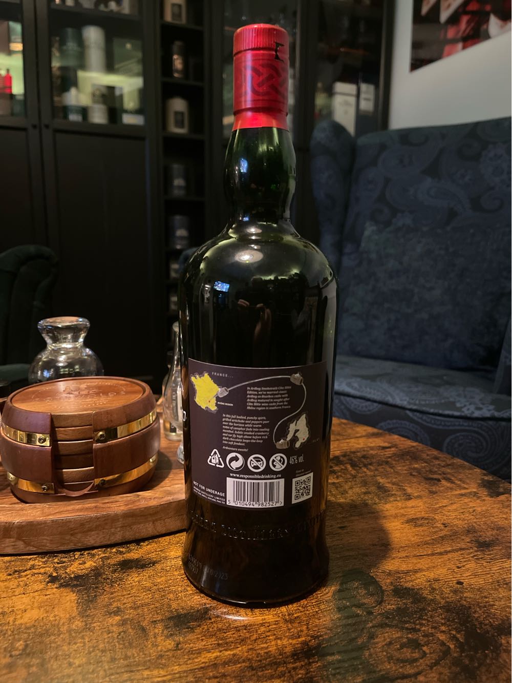 Ardbeg Smoketrails Côte Rôtie Edition - The Ardbeg Distillery (1000 mL) alcohol collectible [Barcode 5010494982527] - Main Image 2