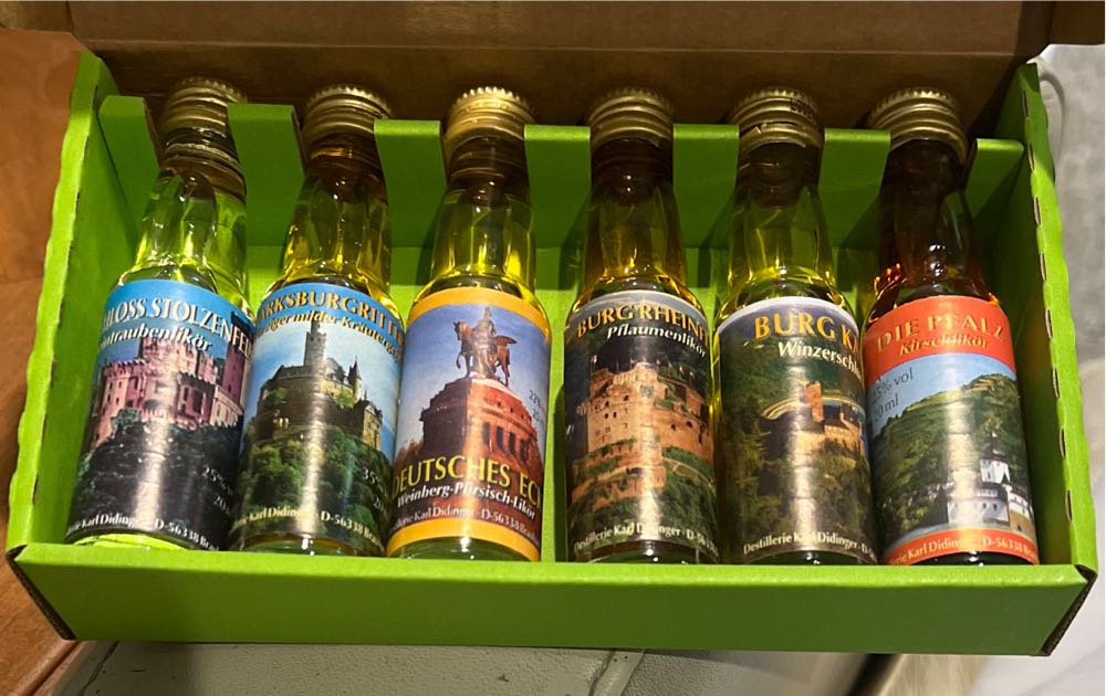 Castles On The Rhine  alcohol collectible - Main Image 2