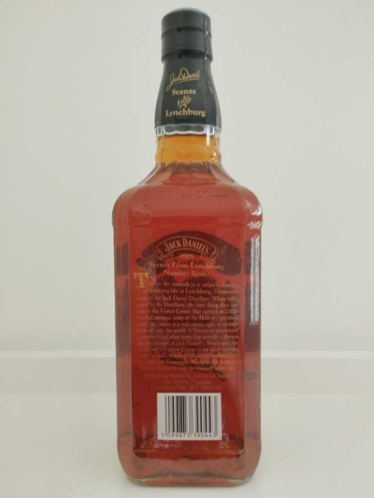 Scenes From Lynchburg No.7  (1000 mL) alcohol collectible - Main Image 2