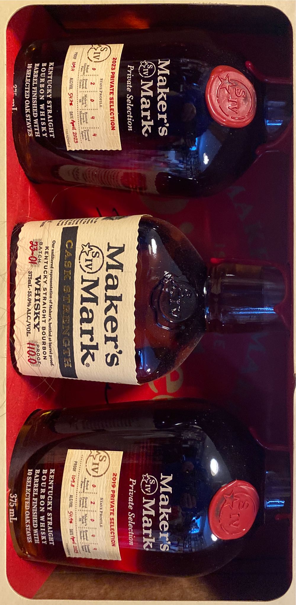 Maker’s Mark ”art Of The Oak” Limited Edition Cask Strength ... - Makers Mark Distillery, Inc. alcohol collectible [Barcode 085246502525] - Main Image 3