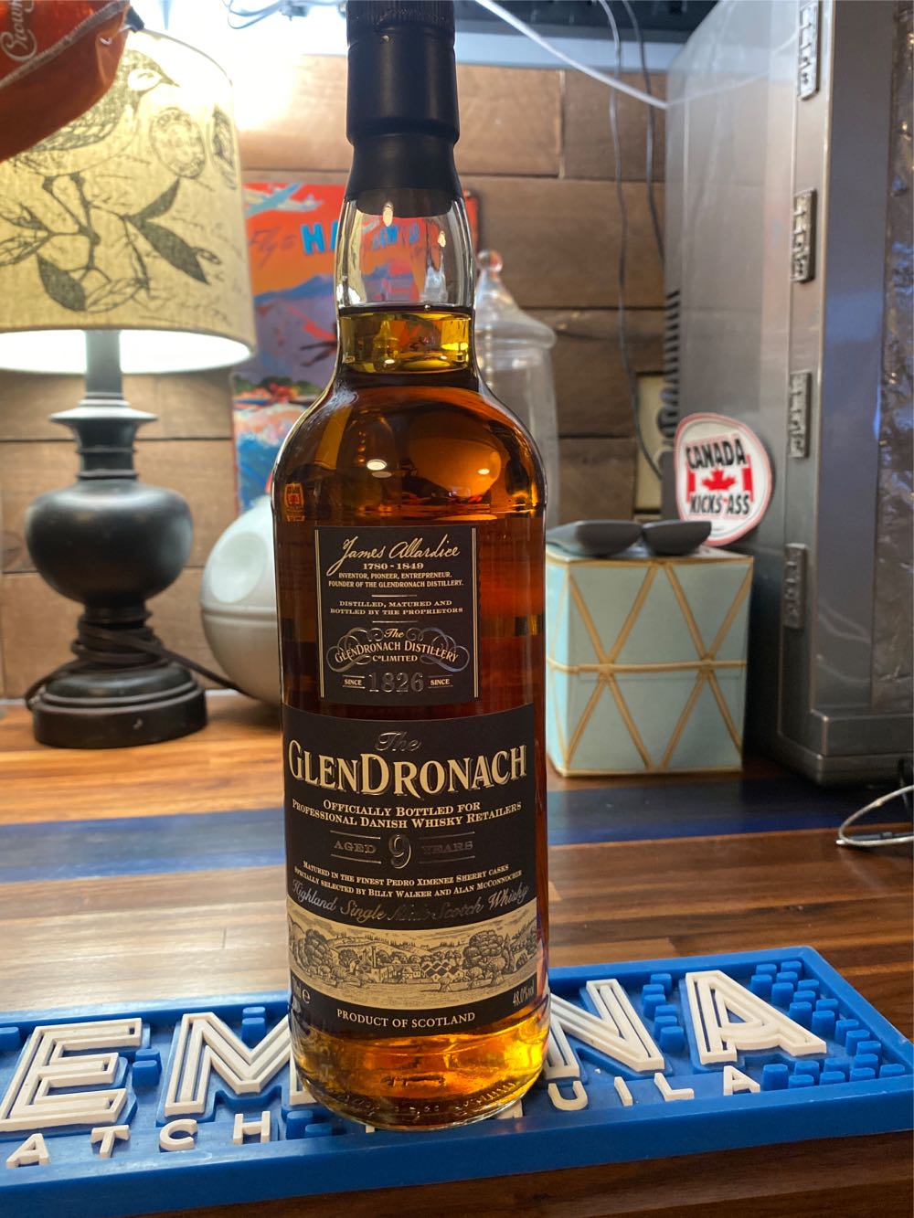 Glendronach 9 Years Danish Old For Whisky Year Retailers Darth Vader Jahre - Glendronach Distillery (700 mL) alcohol collectible [Barcode 5060088798867] - Main Image 2