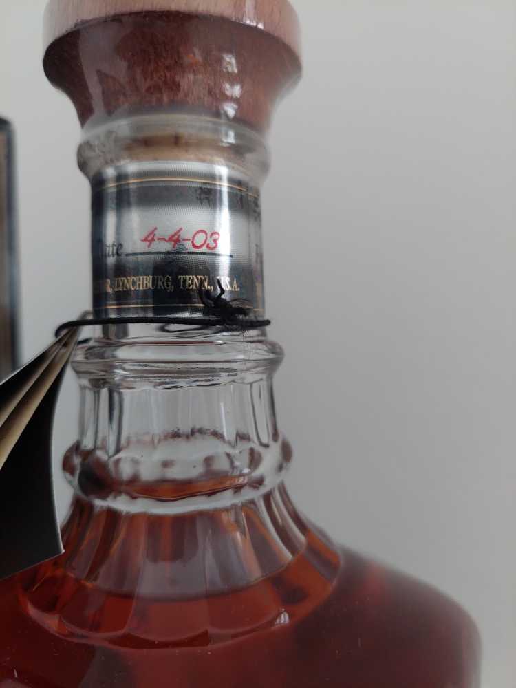 Single Barrel  (750 mL) alcohol collectible - Main Image 3