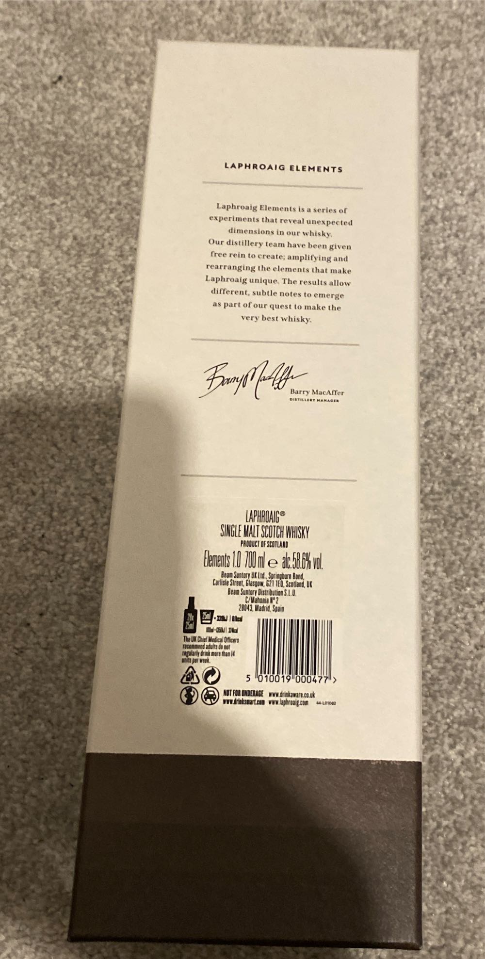 Laphroaig Elements 1.0 - Laphoaig Distillery (.70 L) alcohol collectible [Barcode 5010019000477] - Main Image 2