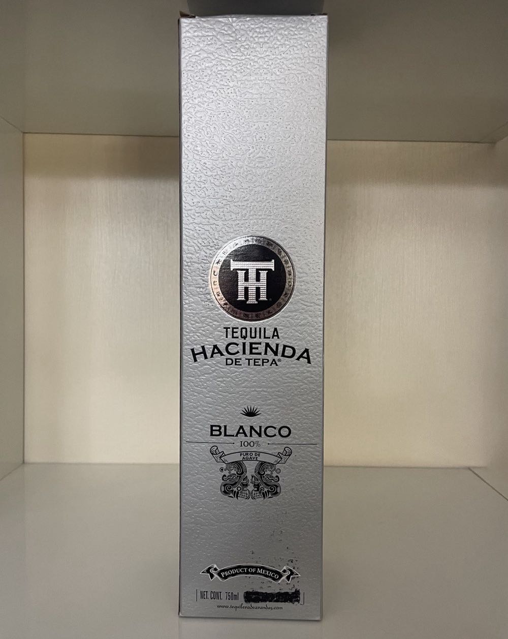 Hacienda De Tepa Blanco - Compañia Tequilera De Arandas (750 mL) alcohol collectible [Barcode 759380119115] - Main Image 2