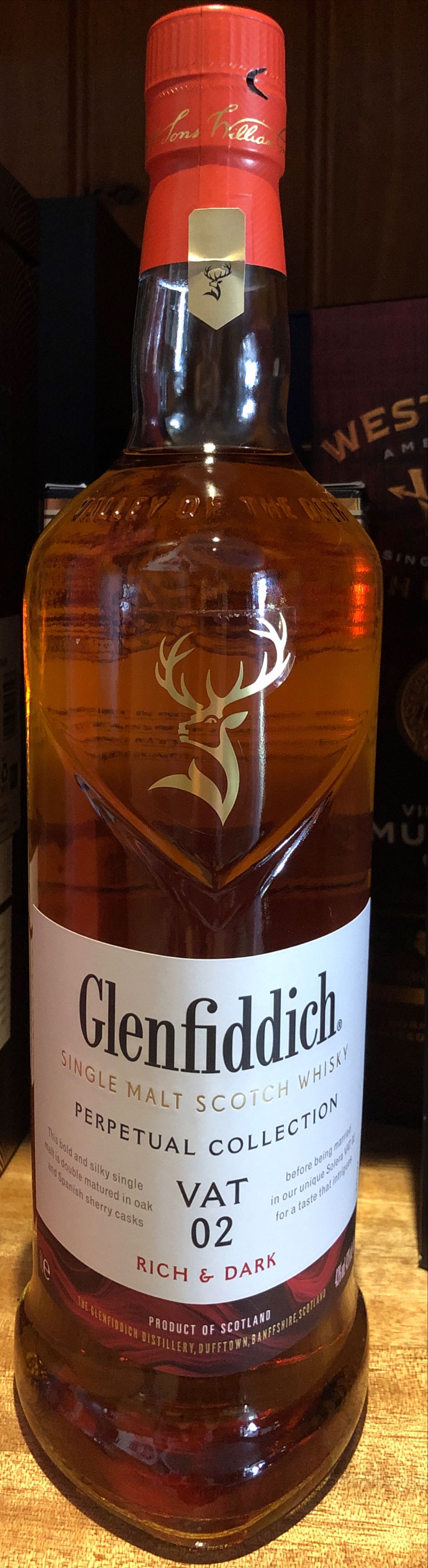 GLENFIDDICH VAT 02 Single Malt Scotch Whisky - William Grant & Sons (1000 mL) alcohol collectible [Barcode 5010327323510] - Main Image 3