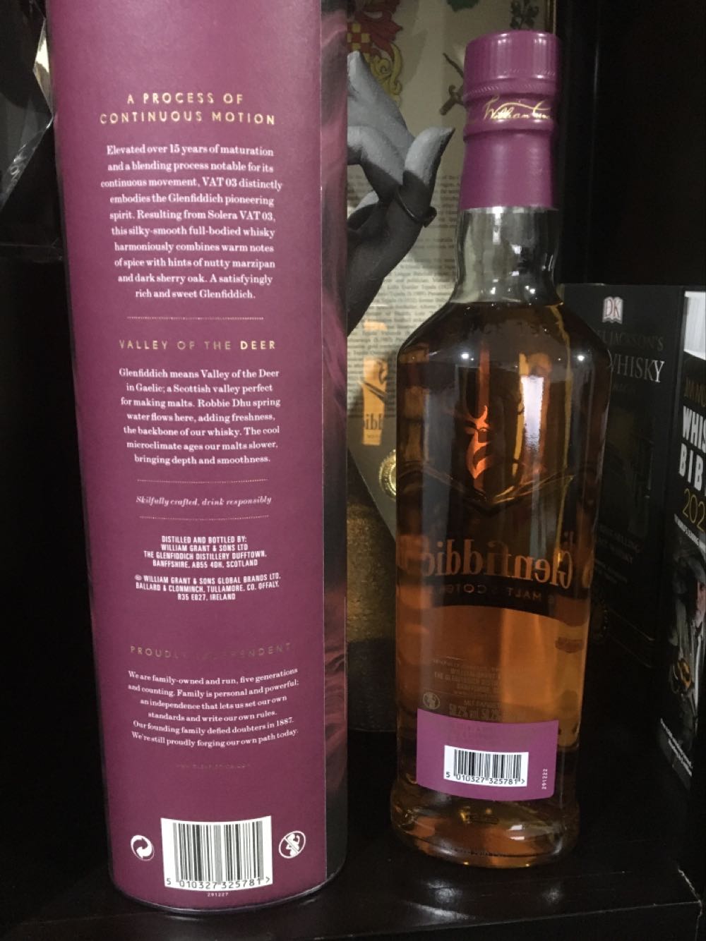 GLENFIDDICH VAT 03 15y Single Malt Scotch Whisky - The Glenfiddich Distillery (700 mL) alcohol collectible [Barcode 5010327325781] - Main Image 3