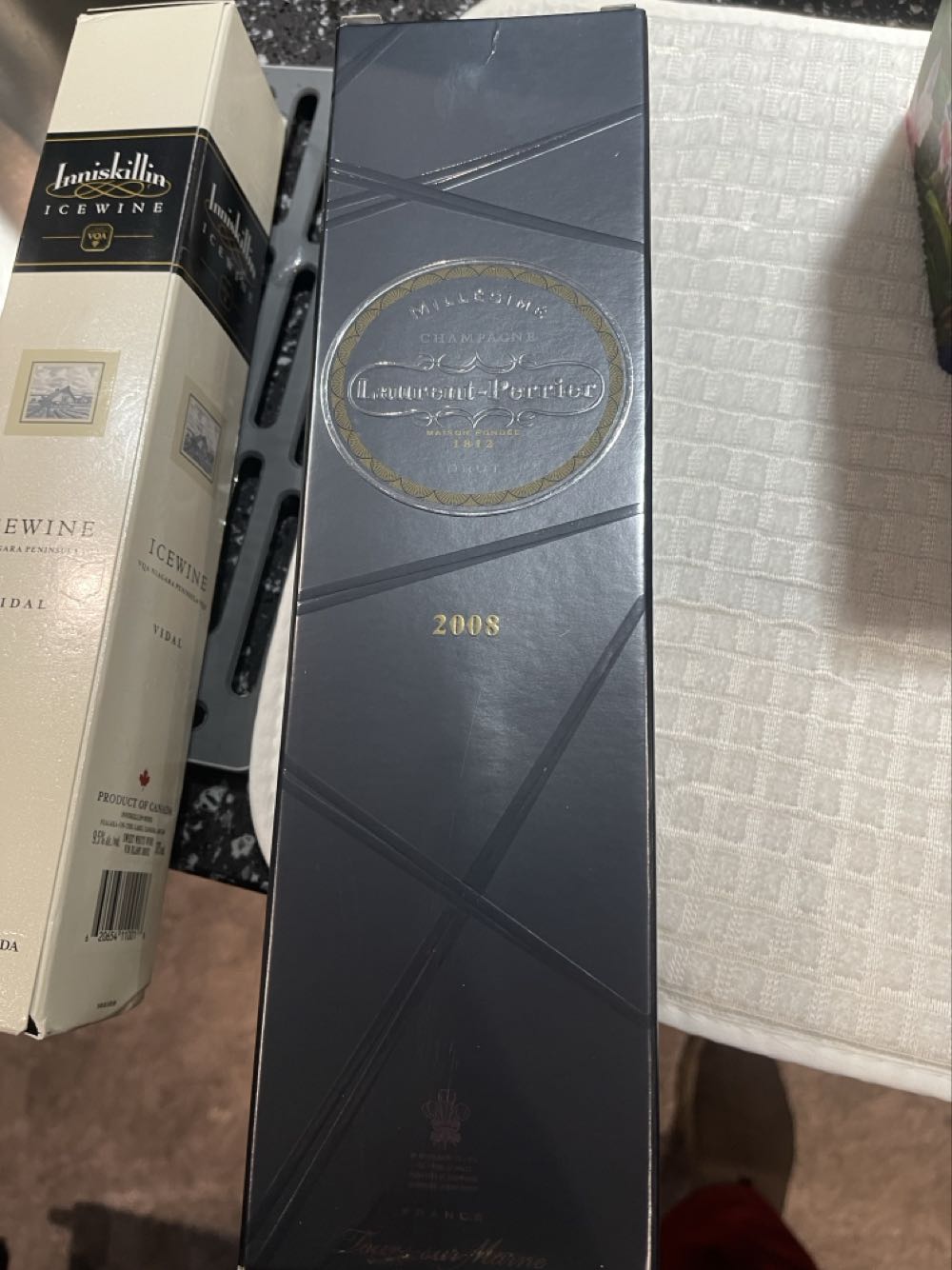 Champagne: Laurent Perrier 2008 Vintage  alcohol collectible - Main Image 2