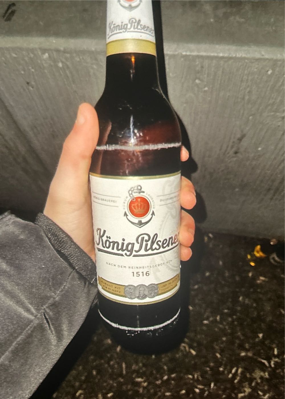 Royal Gift Giving Snowman