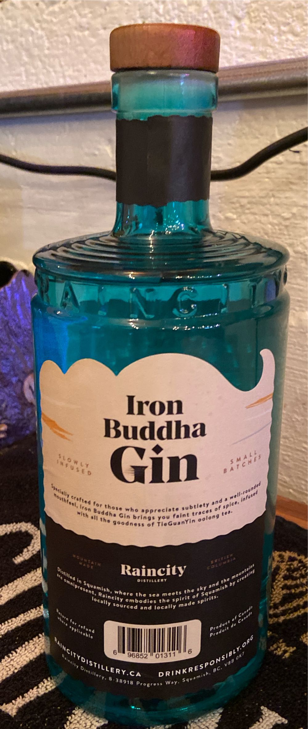 Iron Buddha Gin - Raincity alcohol collectible [Barcode 696852013116] - Main Image 2