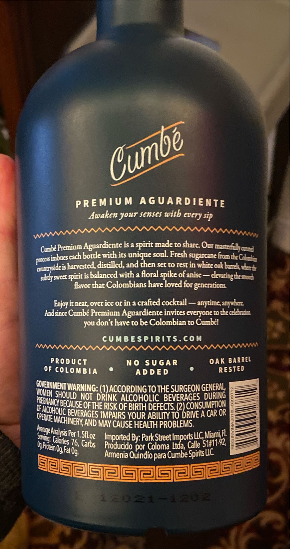 Cumbe Aguardiente - Coloma Ltda alcohol collectible [Barcode 816136023819] - Main Image 2