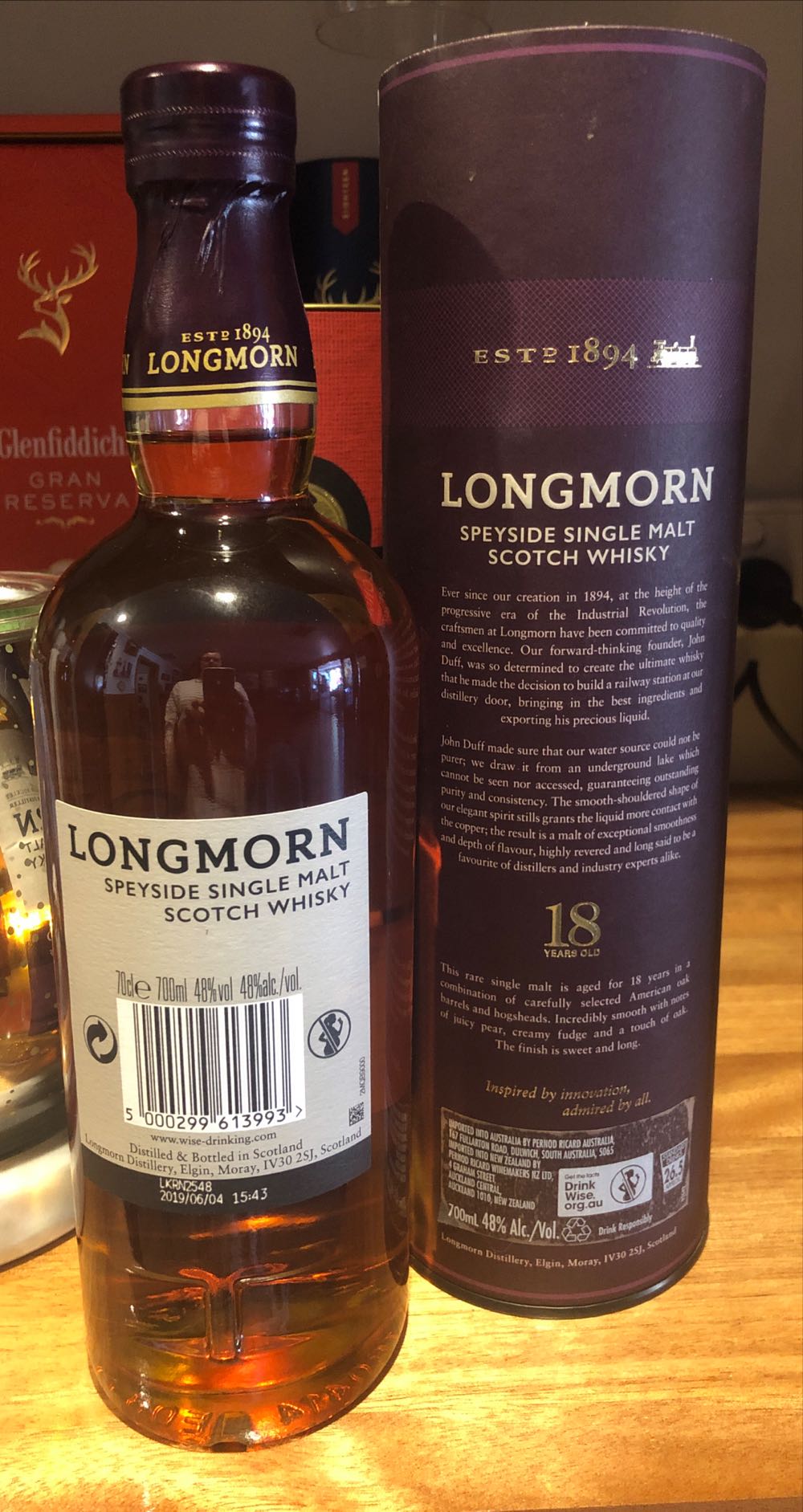 Longmorn Double Cask Matured 18 - The Longmorn Distillery (700 mL) alcohol collectible [Barcode 5000299613993] - Main Image 3