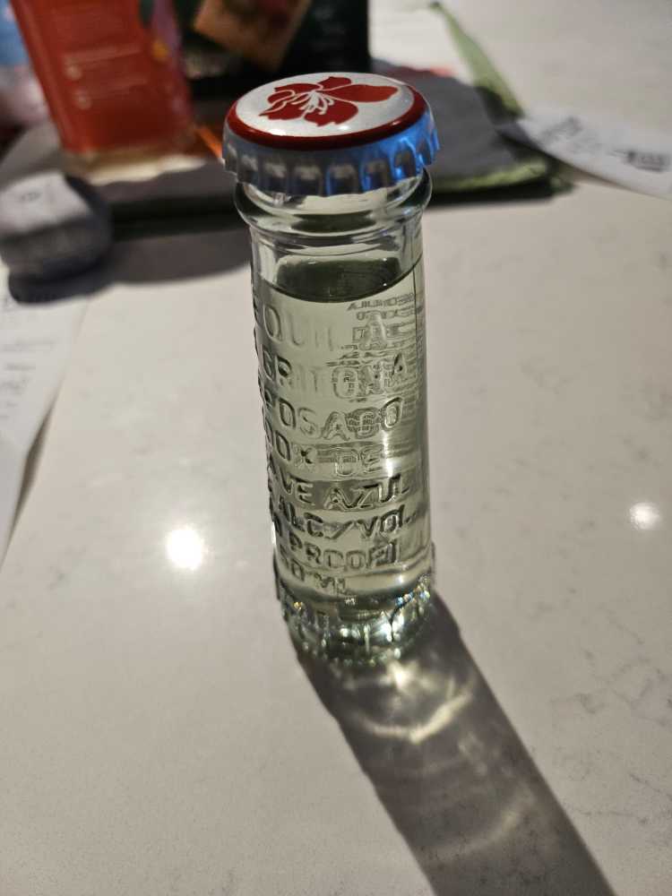 La Gritona Reposado Tequila Reposado - Vinos y Licores Azteca, S.A de C.V. (50 mL) alcohol collectible [Barcode 791689021003] - Main Image 2