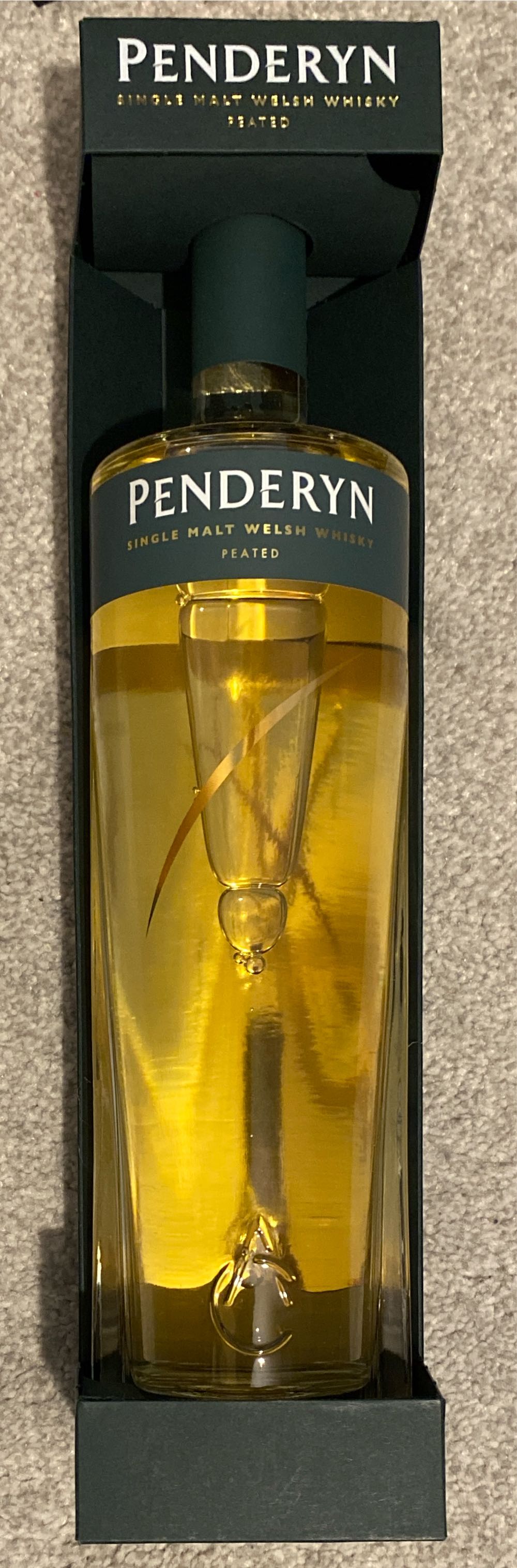 Champagne: Moet Rose Imperial