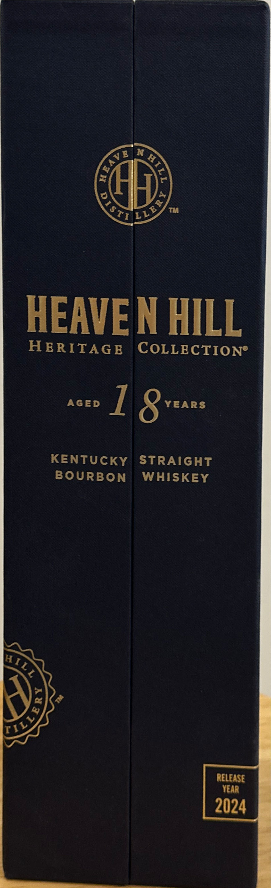Heaven Hill Heritage Collection 18yr - Heaven Hill Distilleries Ltd (750 mL) alcohol collectible [Barcode 096749004737] - Main Image 4