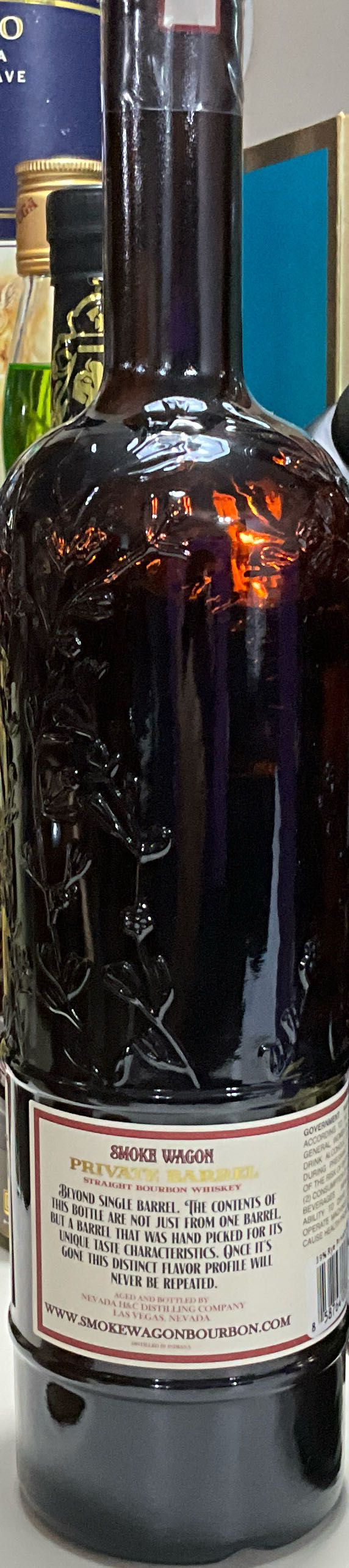 Smoke Wagon Private Barrel Bourbon Whiskey 7 Year Old Red Seal - Nevada H&C Distilling Company (750 mL) alcohol collectible [Barcode 858764003665] - Main Image 2