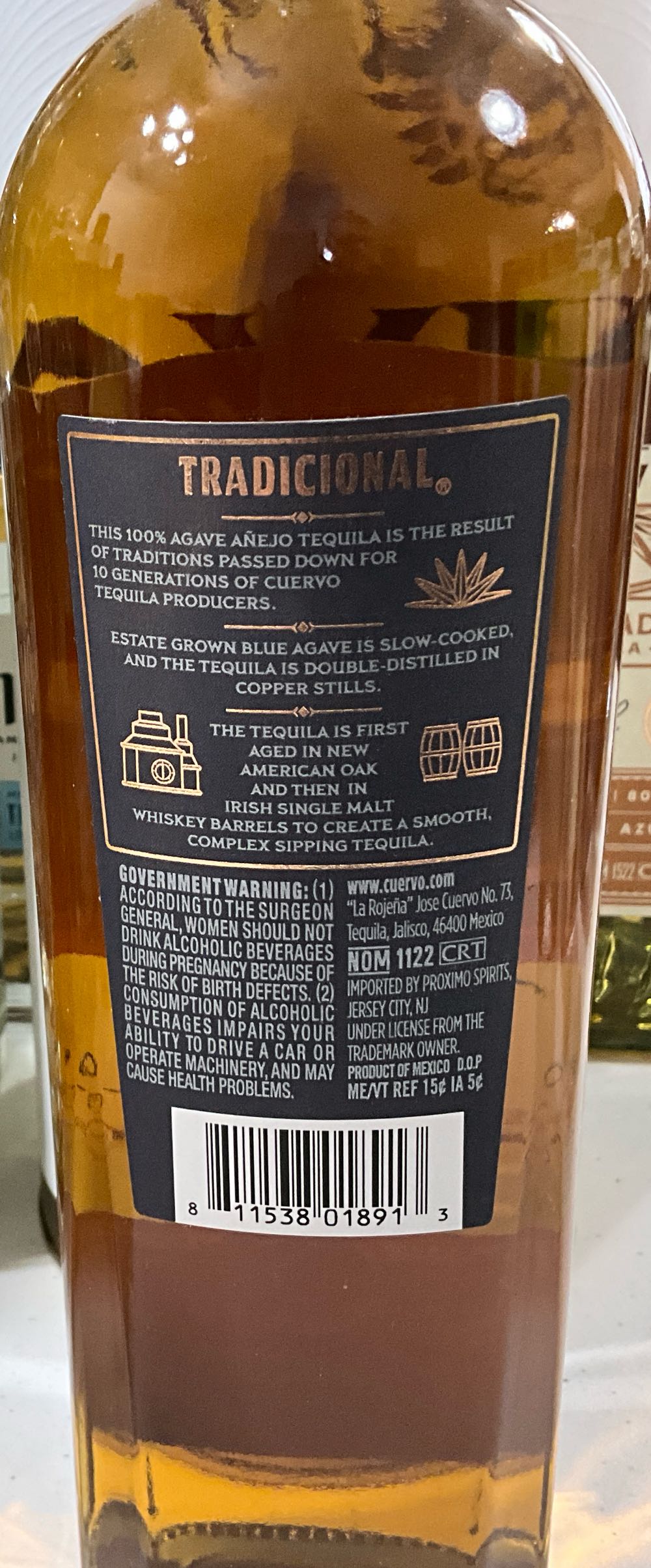 Jose Cuervo Tradicional Tequila Añejo - José Cuervo Distillery (750 mL) alcohol collectible [Barcode 811538018913] - Main Image 2