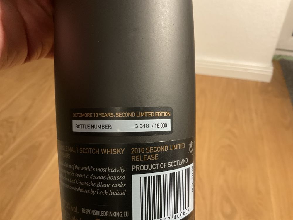 Bruichladdich Octomore 10 yo - Bruichladdich Distillery, Islay Scotland (700 mL) alcohol collectible [Barcode 5055807406604] - Main Image 4