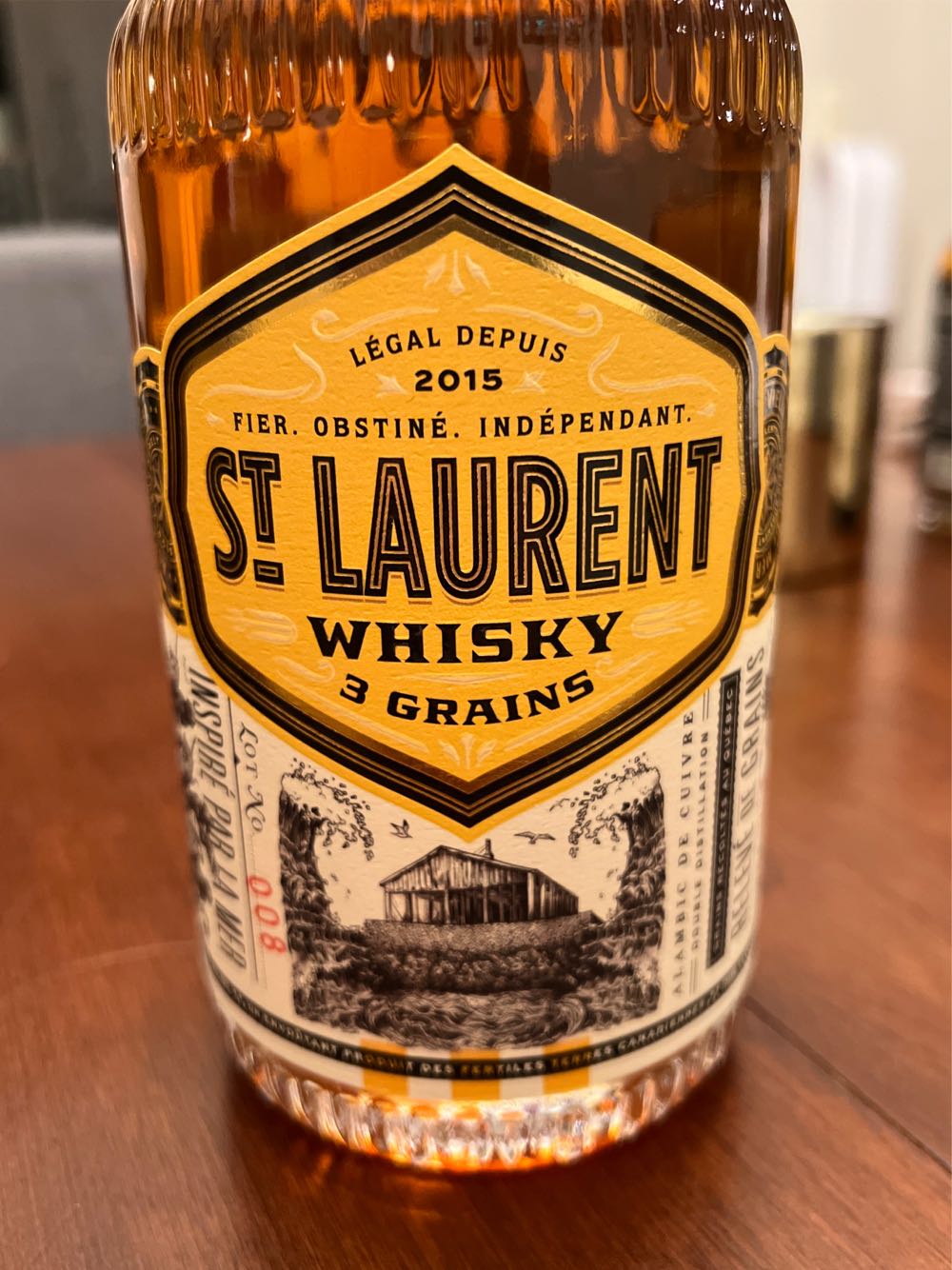 Crown Royal Fine De Luxe Whiskey