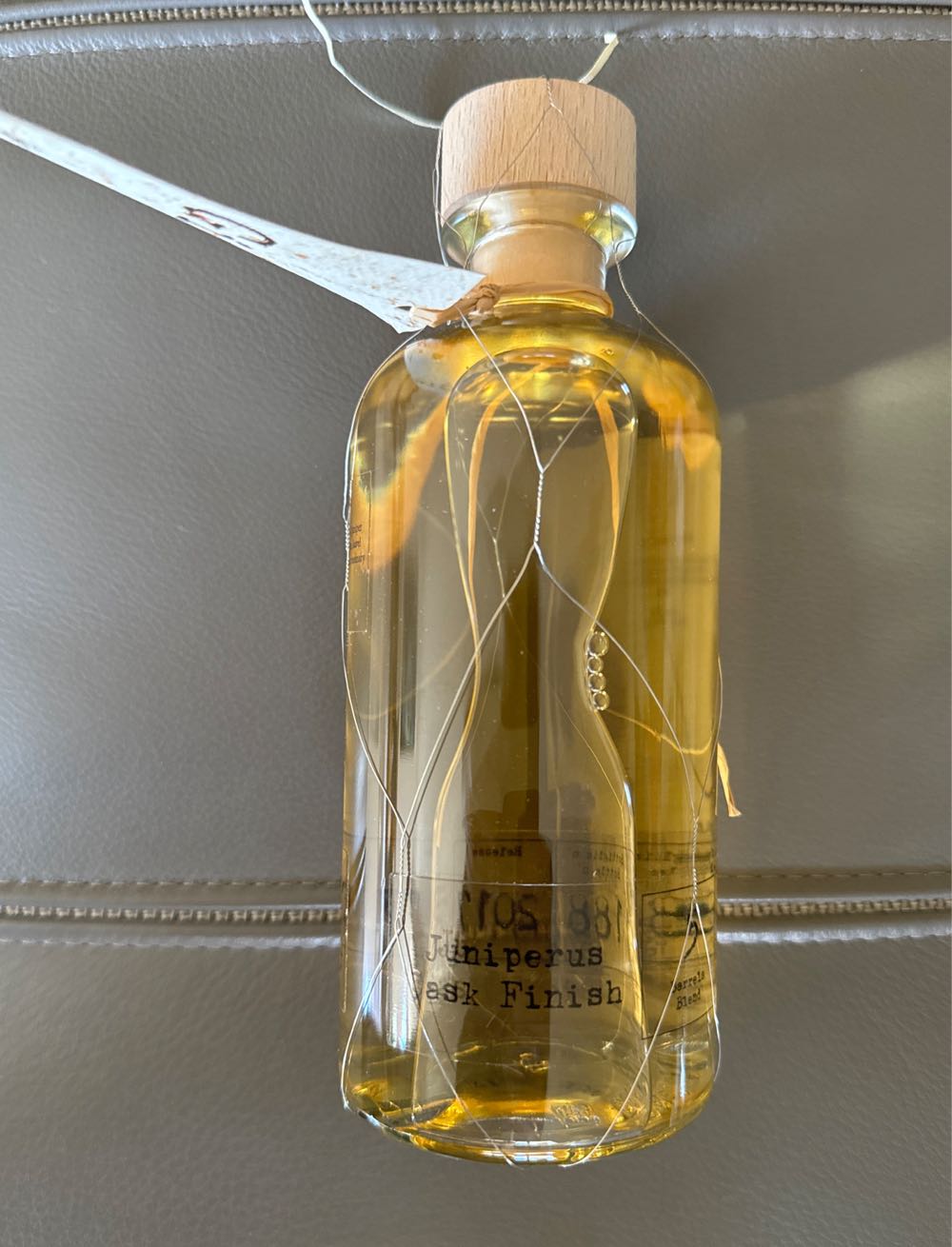 Berto gin  alcohol collectible - Main Image 2