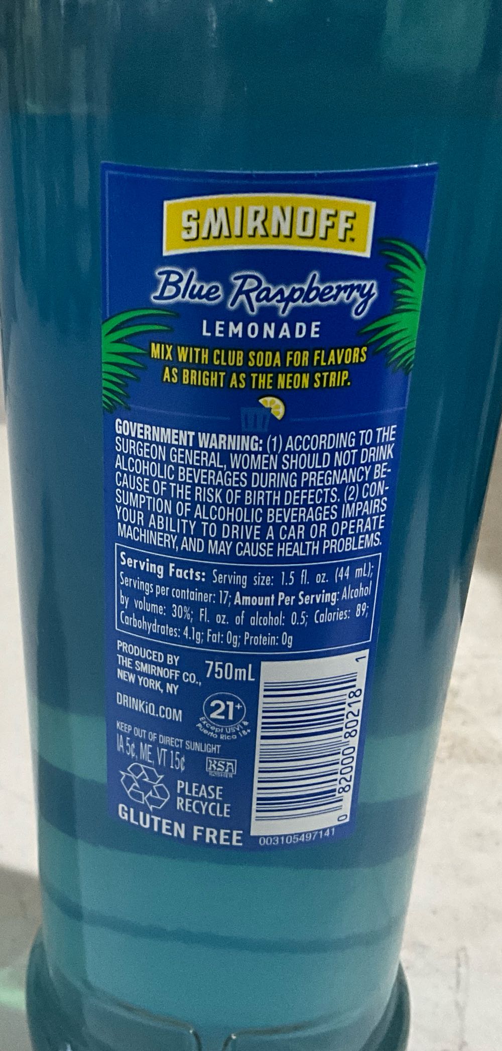 Smirnoff Blue Raspberry Lemonade 750ML - Smirnoff Co. (750 mL) alcohol collectible [Barcode 082000802181] - Main Image 2