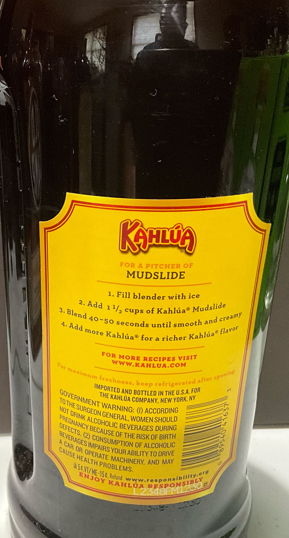 Kahlua Mudslide Rum & Coffee Liqueur - Kahlua (1.75 L) alcohol collectible [Barcode 089540416373] - Main Image 2