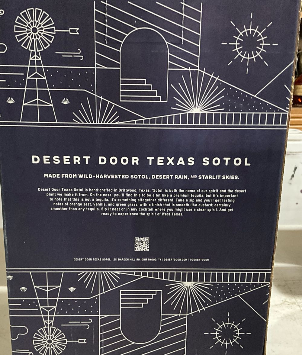 Desert Door Sotol Gift Set With Flask And Bottle - Desert Door Texas Sotol (750 mL) alcohol collectible [Barcode 850030413017] - Main Image 2