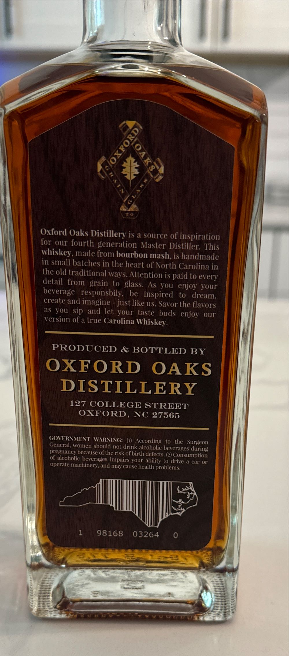 Oxford Oaks Carolina Whiskey Double Barrel Aged - Oxford Oaks alcohol collectible - Main Image 2