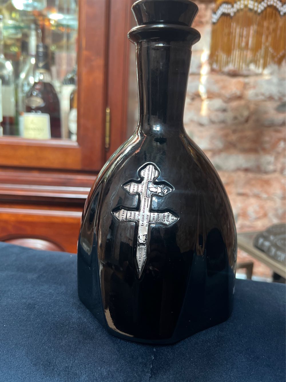 D’usse Xo Cognac 750ml Dusse 750 Ml 750ml - D’usse (750 mL) alcohol collectible [Barcode 080480002947] - Main Image 2