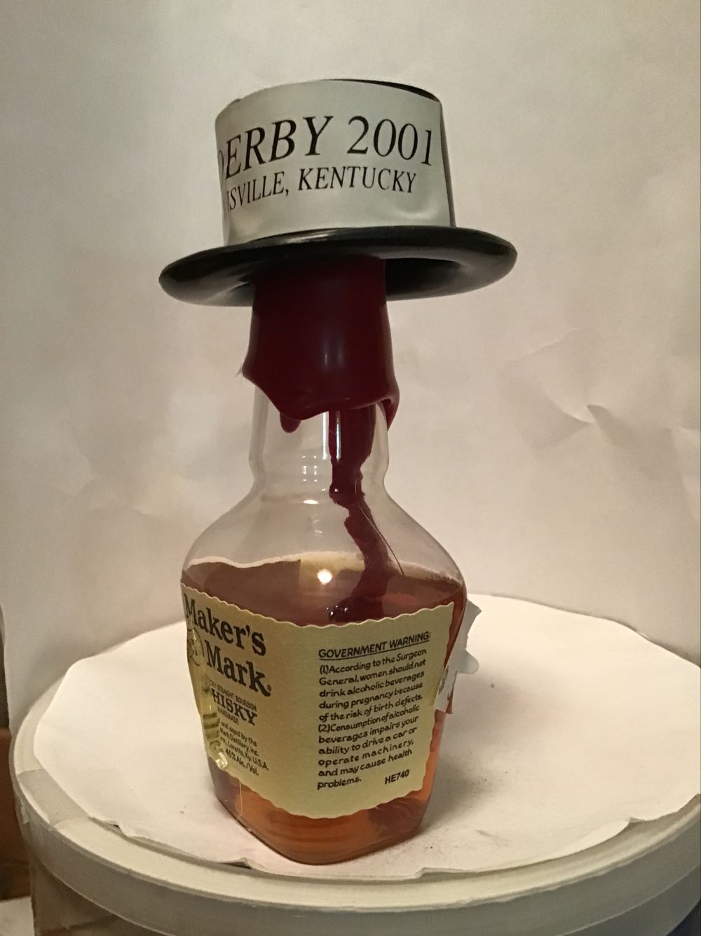 Maker’s Mark Derby 2000, 2001 - Maker’s Mark Distillery, Loretto, KY (50 mL) alcohol collectible - Main Image 2