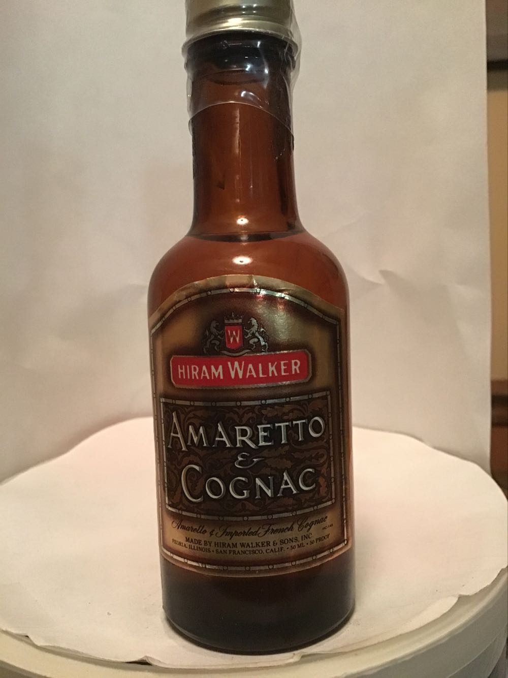 Hiram Walker Jubilee & Chocolate Mint & Root Beer & Amaretto - Hiram Walker & Sons (50 mL) alcohol collectible - Main Image 4