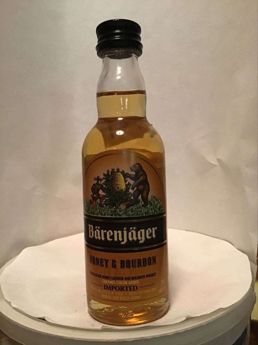 Barenjager Honey & Honey & Bourbon - Teucke & Koenig (50 mL) alcohol collectible - Main Image 2