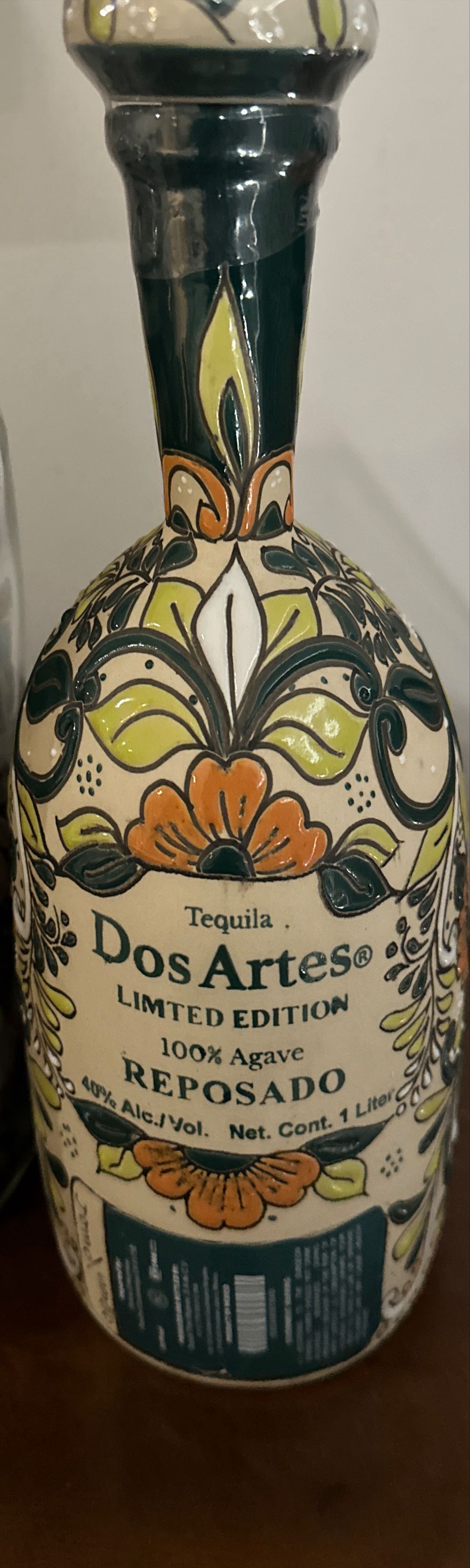 Dos Artes Limited Edition Calavera Reposado Tequila 1lt Skull Extra Anejo 1l 1 Bottle - Tequilla Tres Mujeres (1 L) alcohol collectible [Barcode 858349001840] - Main Image 2