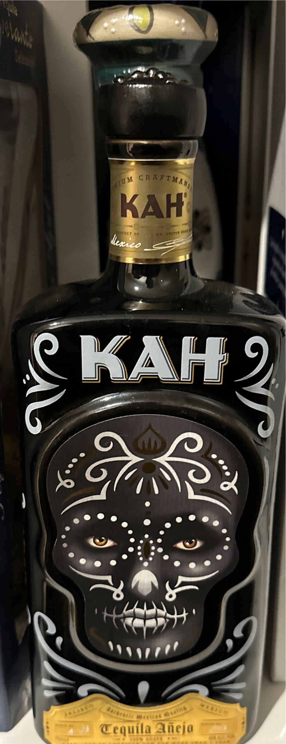 Tequila Kah Tequila Anejo 07l 40% Añejo Square Bottle 0.7l  alcohol collectible [Barcode 7503023613477] - Main Image 2