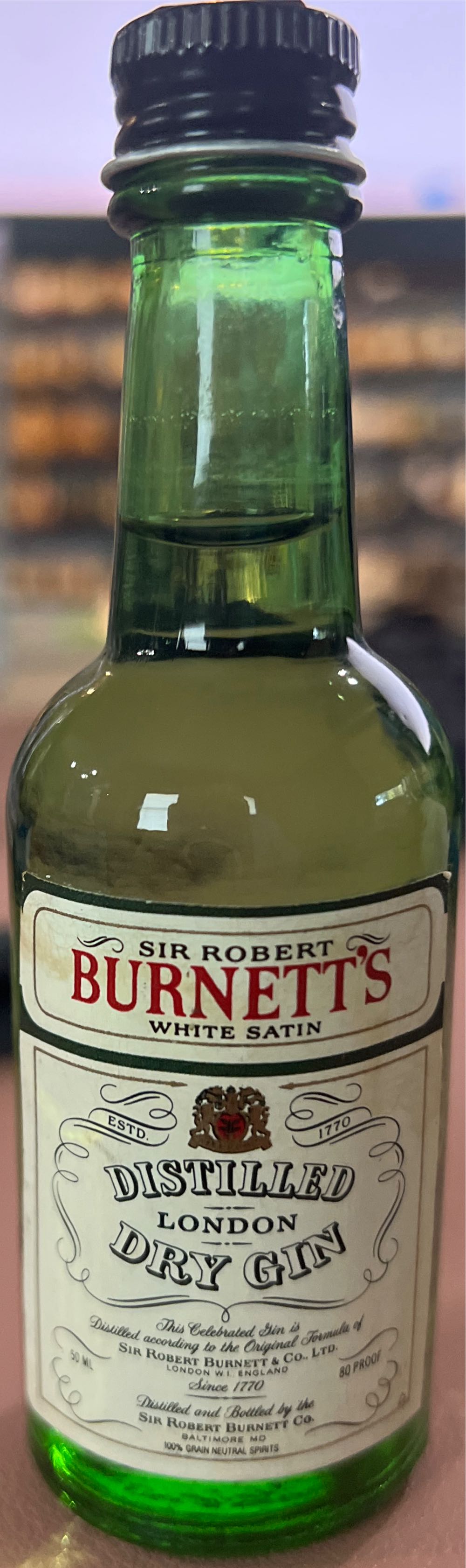 Sir Robert Burnett  alcohol collectible - Main Image 2