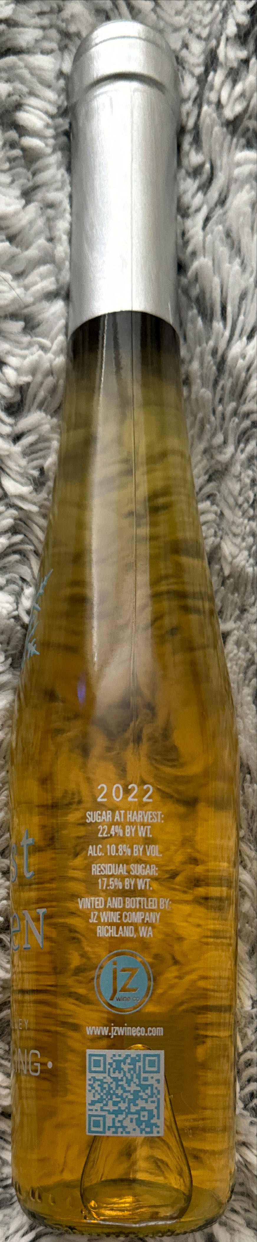Frost Bitten Ice Riesling Yakima Valley Reisling Ice Wine  (375 mL) alcohol collectible [Barcode 020106502871] - Main Image 3