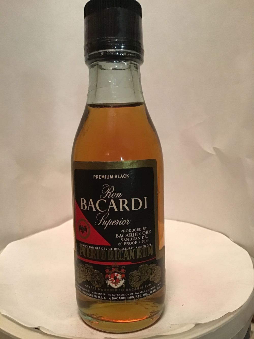Bacardi & Limon & Gold Reserve & Suprtior - Bacardi & CO LTD (50 mL) alcohol collectible - Main Image 4