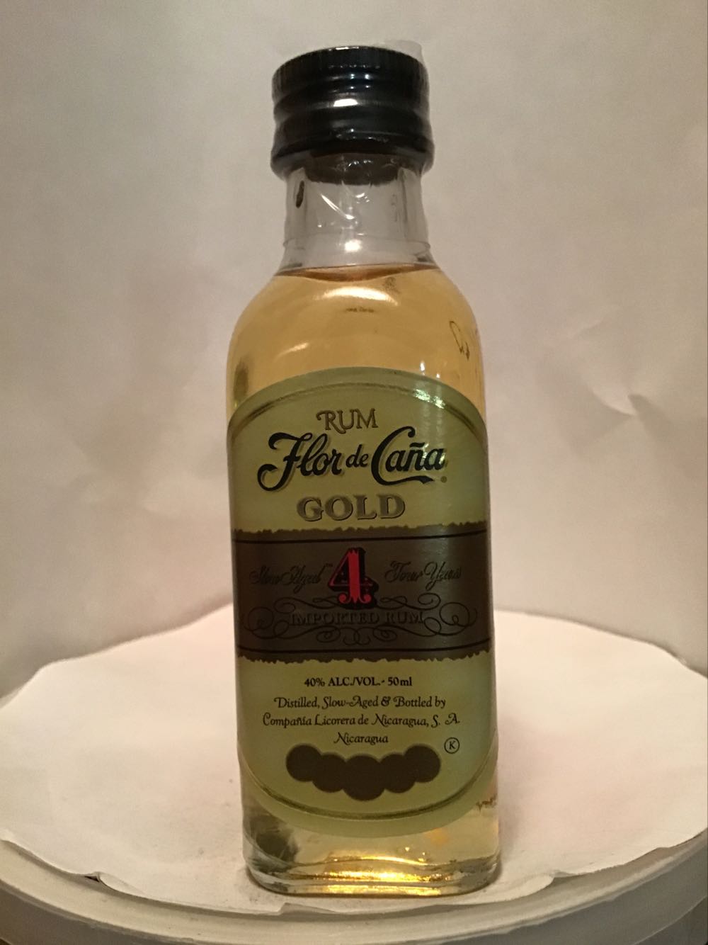 Flor de Cana Extra Dry & Gold - Company Licorera (50 mL) alcohol collectible - Main Image 2