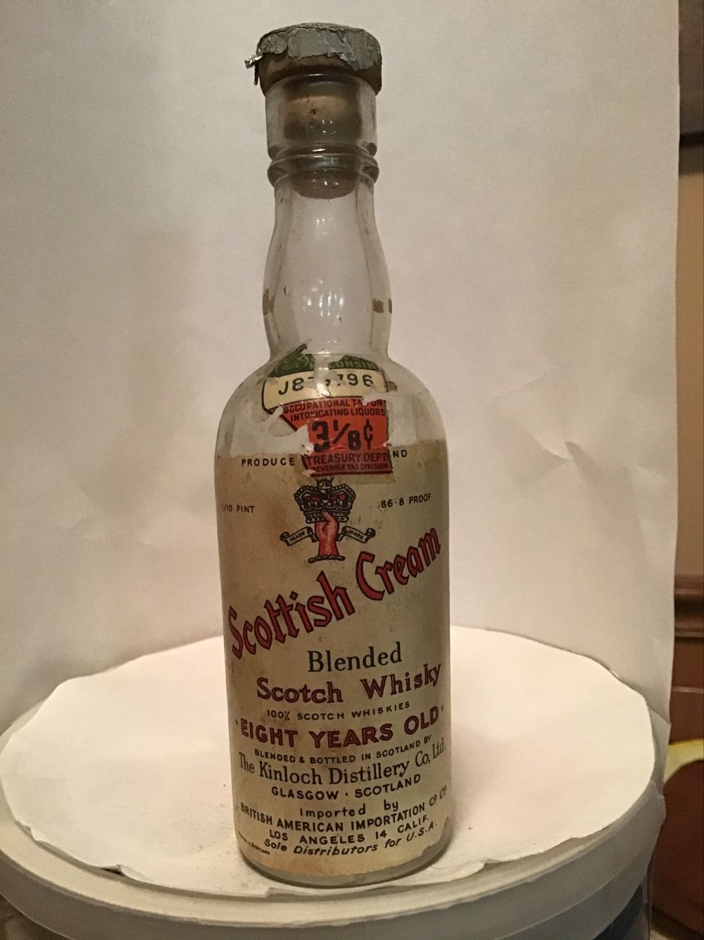 William Wolf Bourbon Whiskey