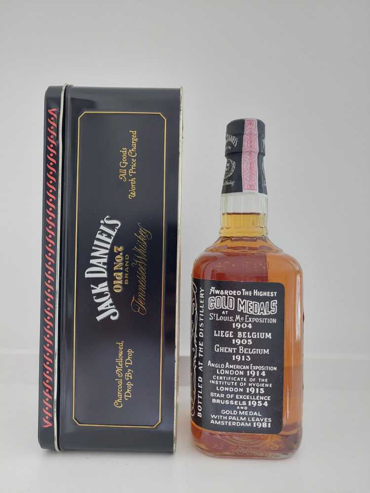 Jahresdose 1996  (700 mL) alcohol collectible - Main Image 4