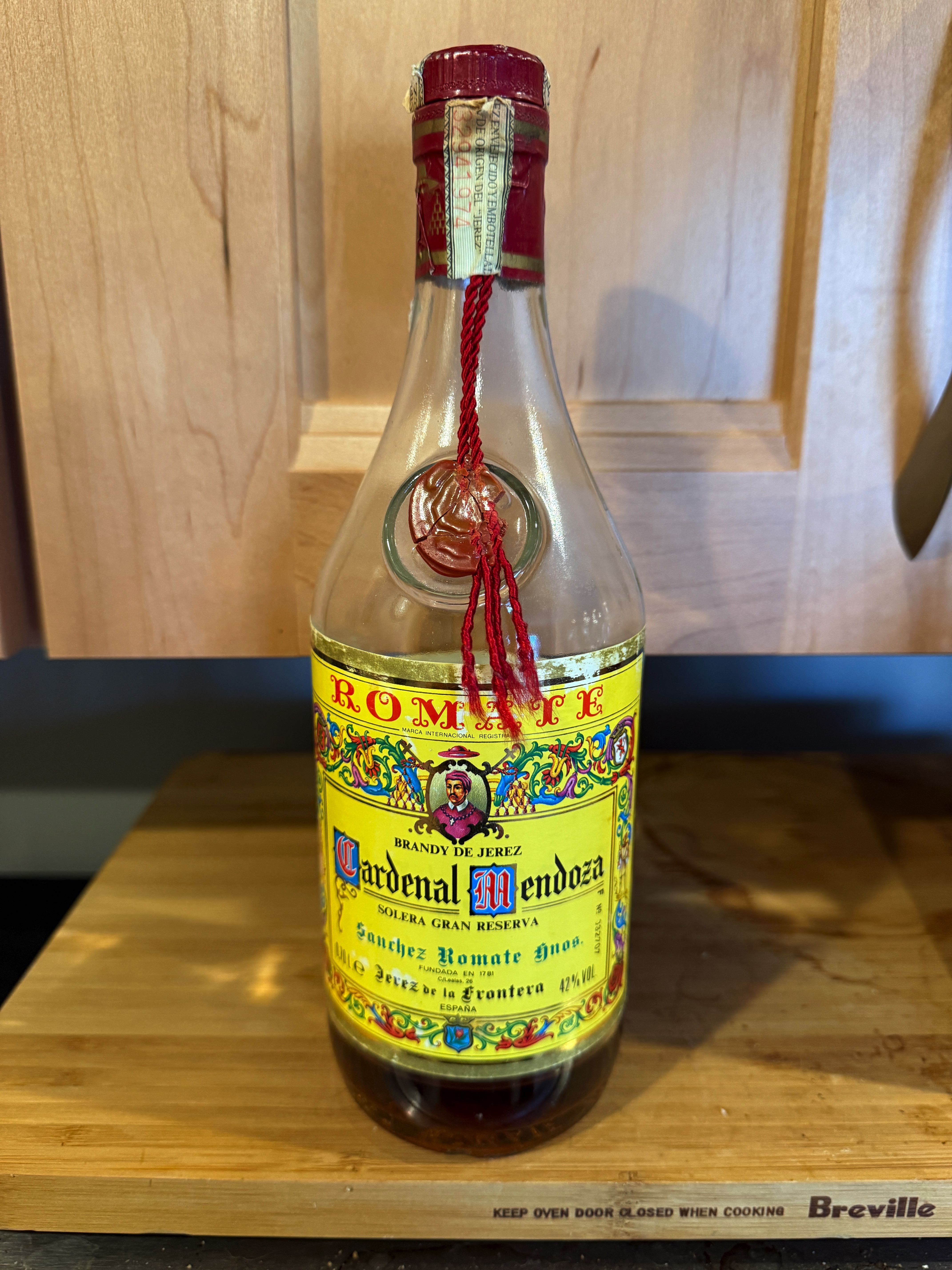 Cardenal Mendoza - Sanchez Romate Hnos. (50 mL) alcohol collectible - Main Image 2