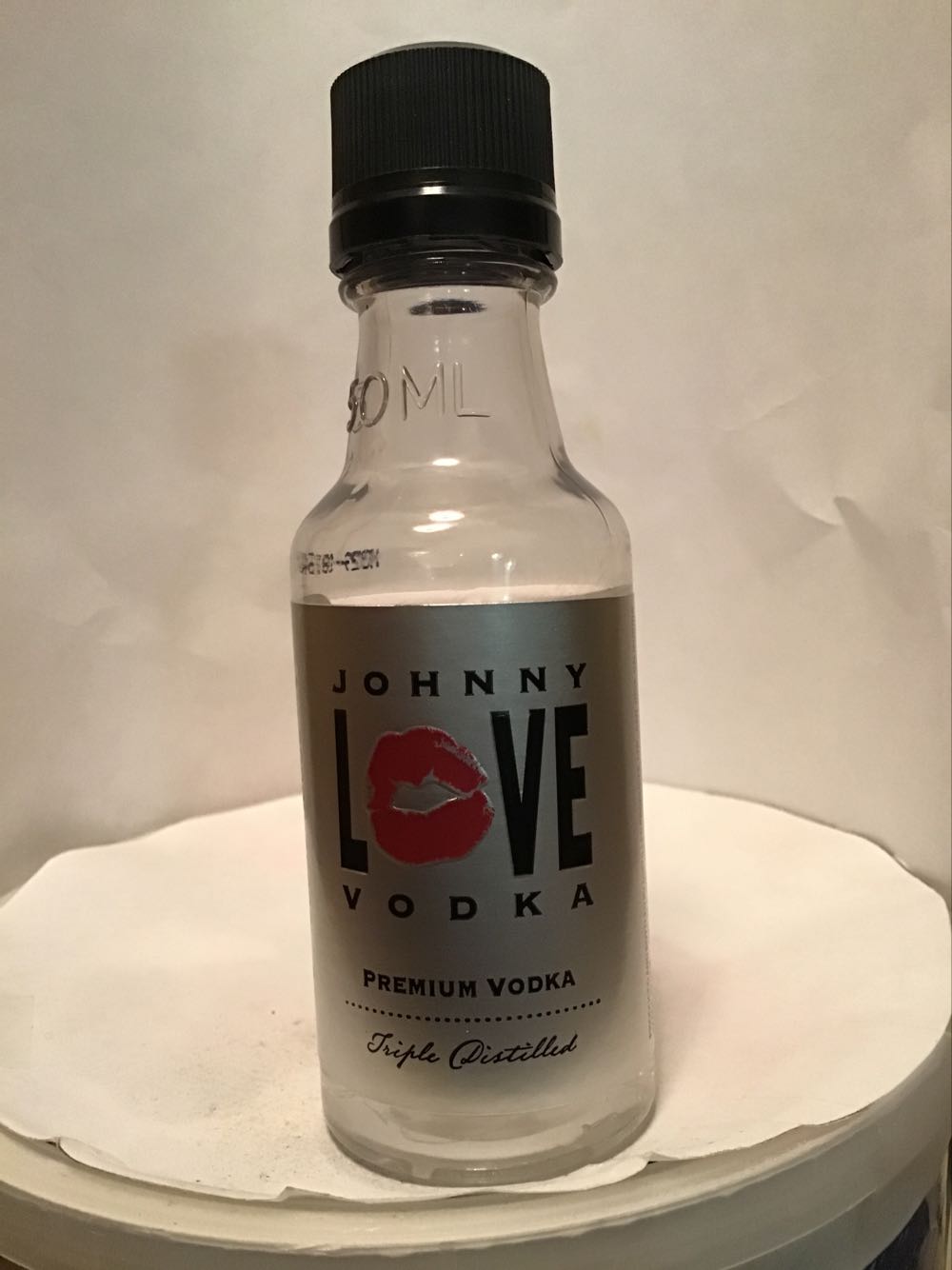 Johnny Love Aloha Pineapple & Premium - Distiller Products Ltd. (50 mL) alcohol collectible - Main Image 2