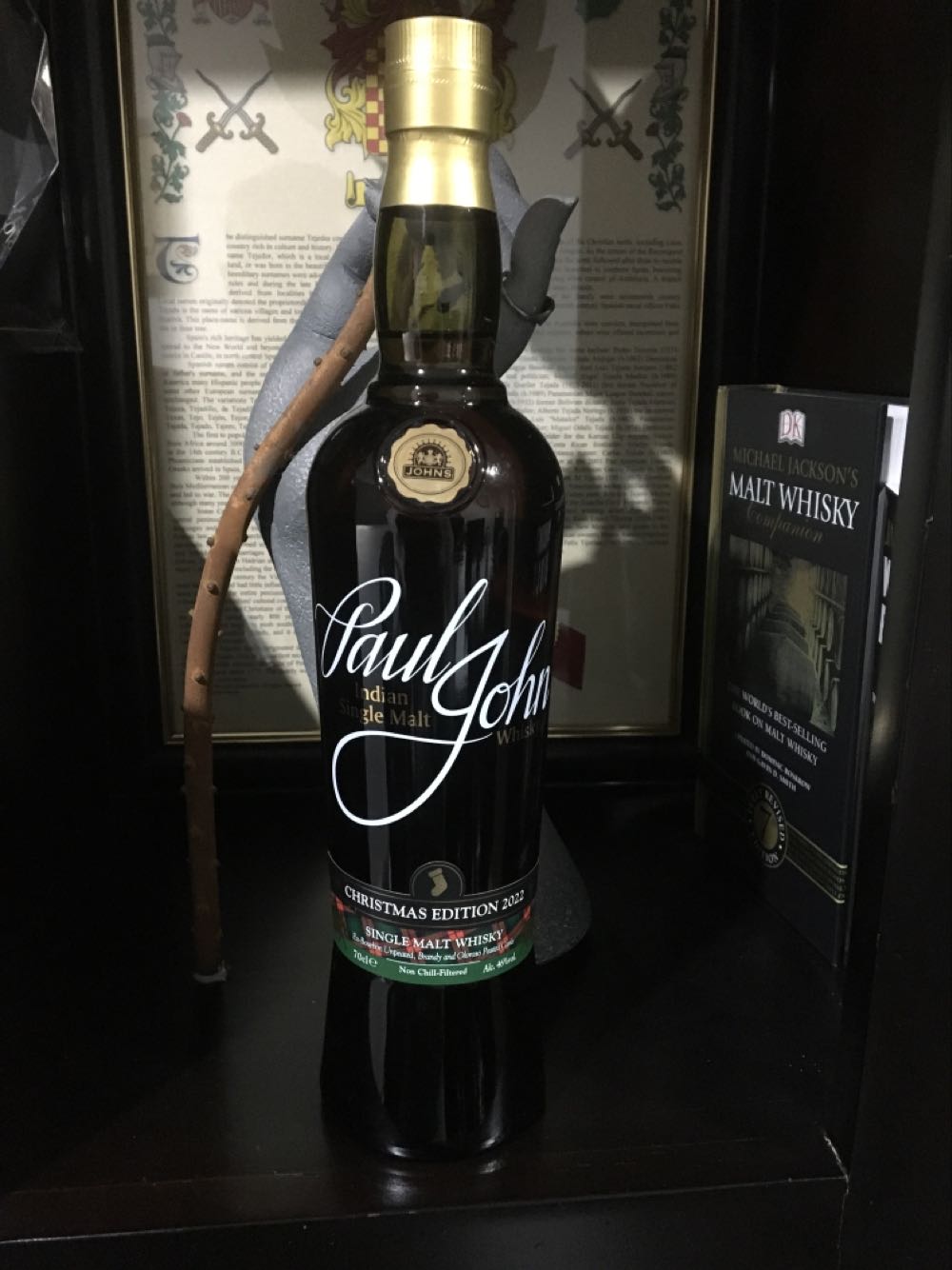Paul John Christmas Edition Single Malt Indian Single Whisky クリスマス - John Distilleries India (700 mL) alcohol collectible [Barcode 8904014809180] - Main Image 3