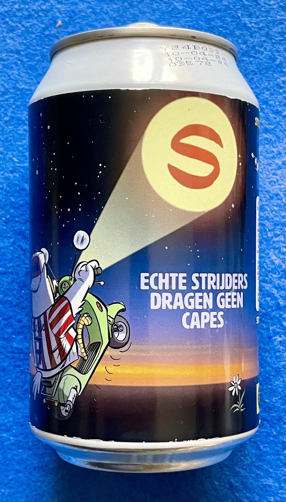 Echte Strijders Dragen Geen Capes - Uiltje Brewing Company (330 mL) alcohol collectible [Barcode 8721055141389] - Main Image 2