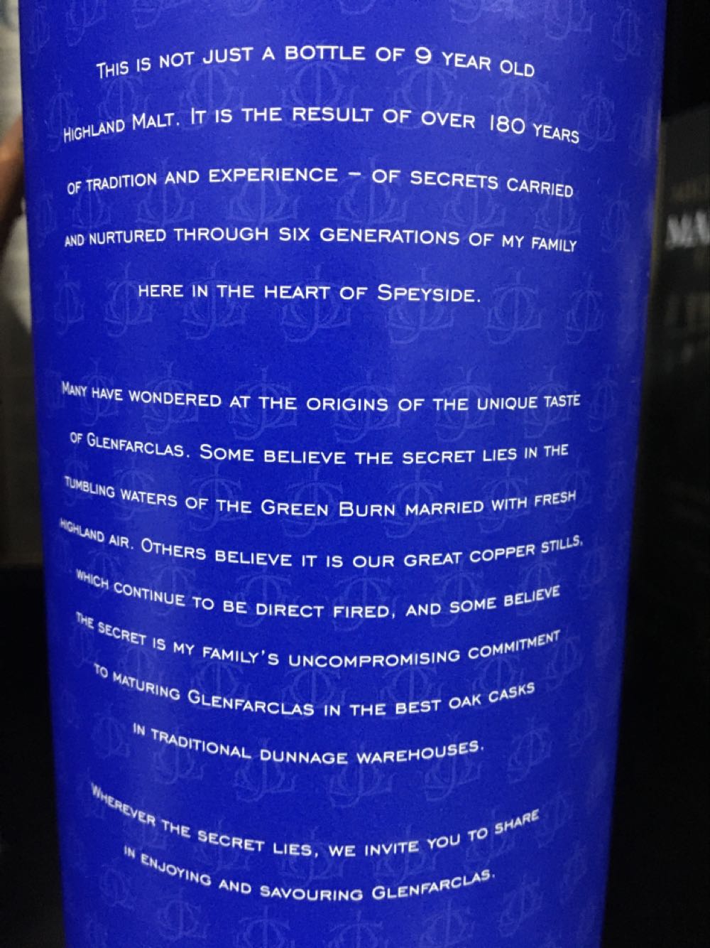 Glenfarclas 9 Years Oloroso Sherry Casks Whisky Year Old Jahre Cask Speyside - Glenfarclas Distillery (700 mL) alcohol collectible [Barcode 5018066200543] - Main Image 4